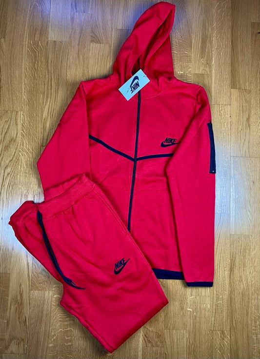 conjunto nike tech