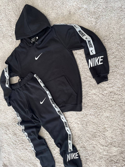 conjunto nike
