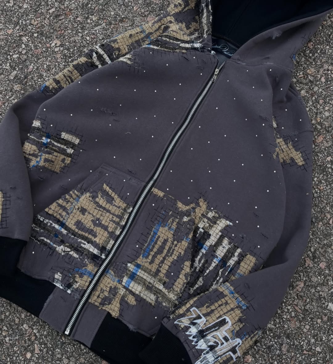 UNISEX"Z" HOODIE